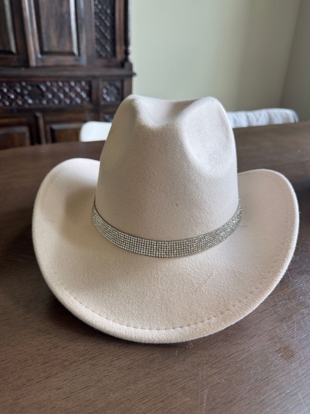Sparkly Cream Cowboy Hat